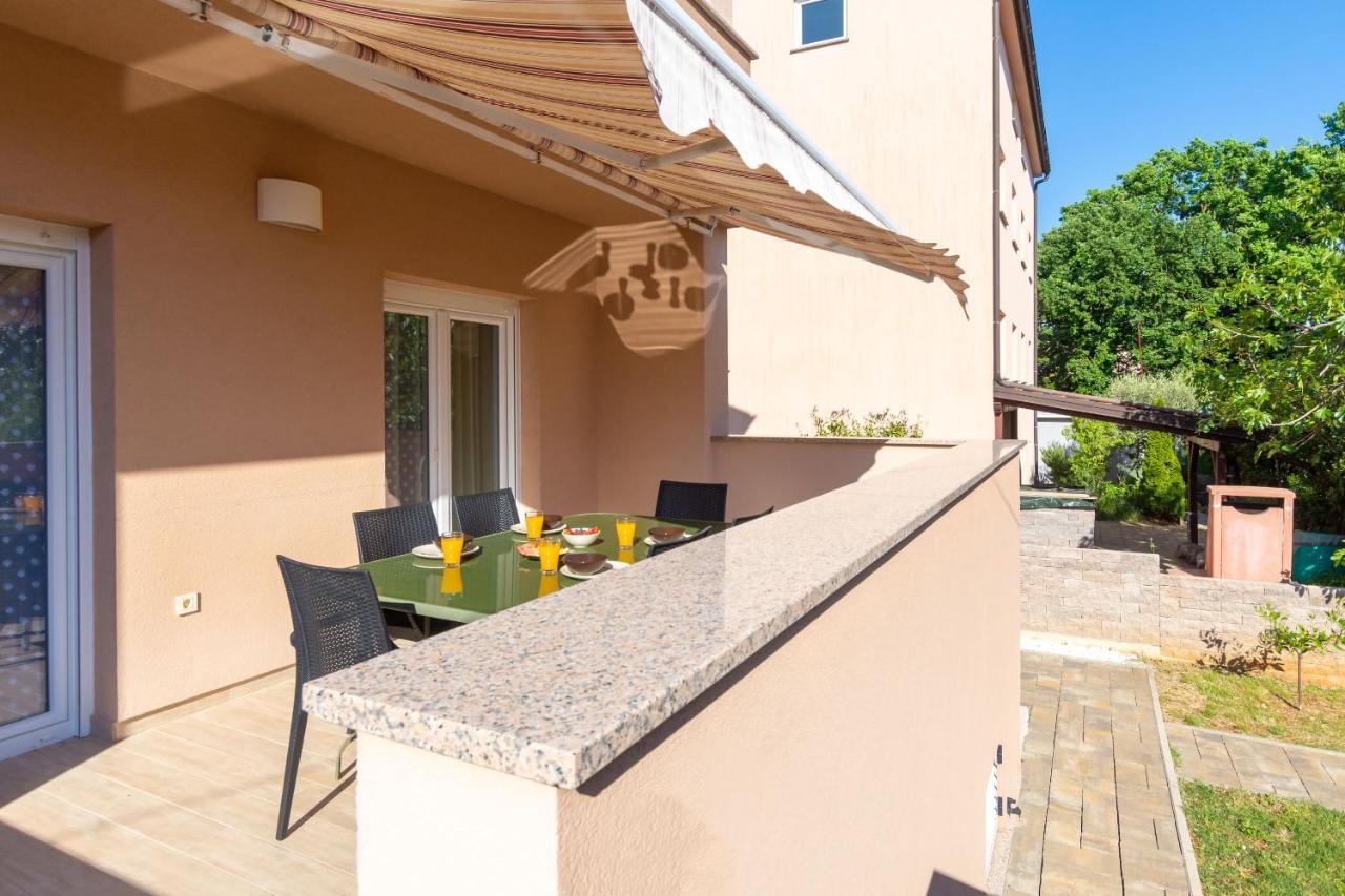 Kuca Lana Apartment Medulin Exterior photo