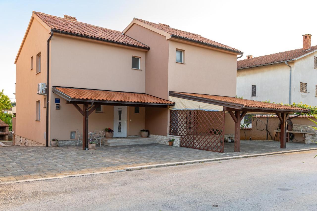Kuca Lana Apartment Medulin Exterior photo