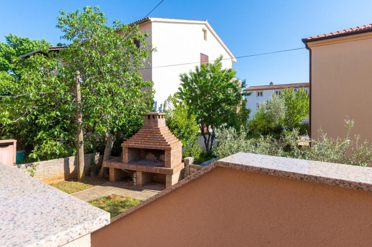 Kuca Lana Apartment Medulin Exterior photo